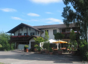 Отель Restaurant Landgasthof Zum Wiesengrund  Невель